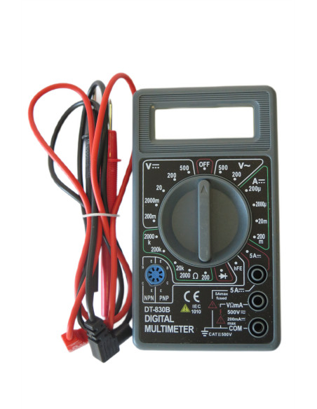 Multimetru digital